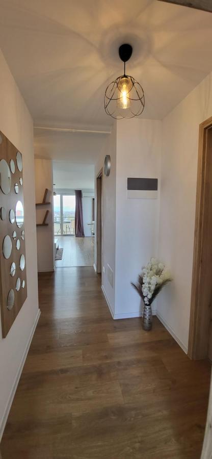 Luxury Panorama Apartament,coresi * Braşov